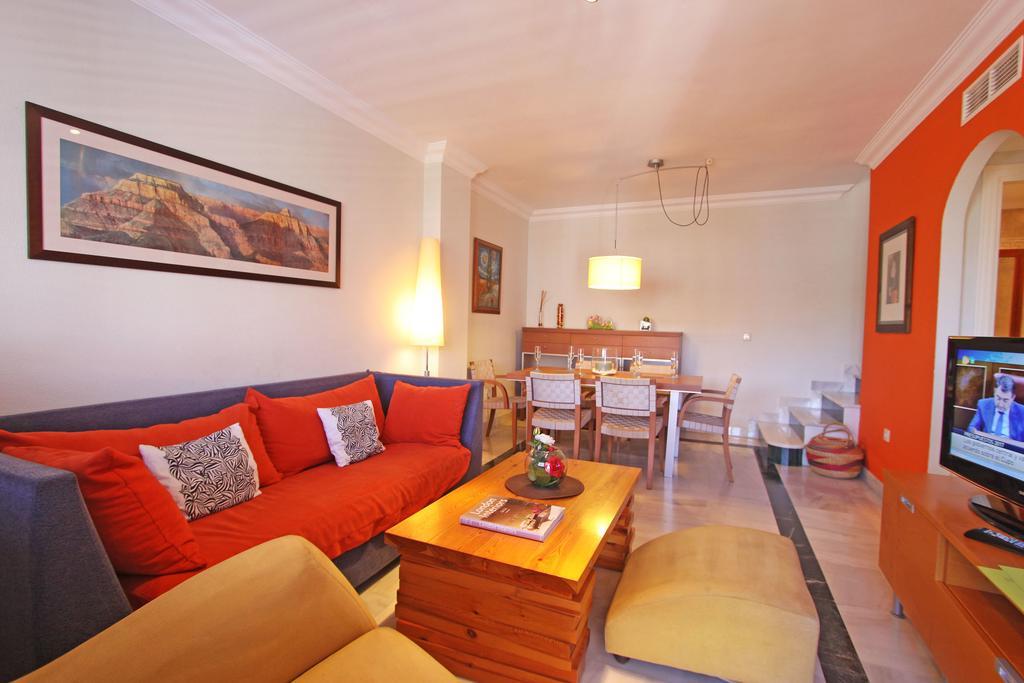 1115 Duplex Penthouse